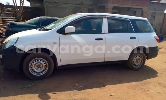 Buy Used Nissan AD White Car in Lilongwe in Malawi