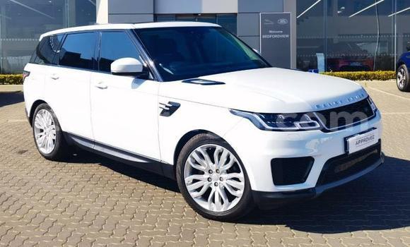Nunua Ilio tumika Land Rover Range Rover Sport White Gari ndani ya Blantyre nchini Malawi