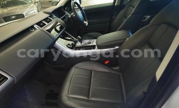 Nunua Ilio tumika Land Rover Range Rover Sport White Gari ndani ya Blantyre nchini Malawi Nunua Ilio tumika Land Rover Range Rover Sport White Gari ndani ya Blantyre nchini Malawi