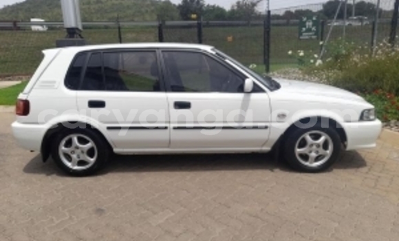 Nunua Ilio tumika Toyota Altezza White Gari ndani ya Blantyre nchini Malawi