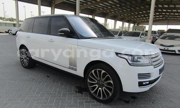 Buy Used Land Rover Range Rover White Car in Balaka in Balaka