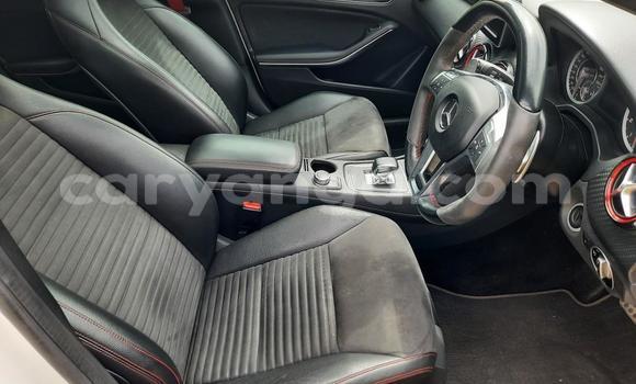 Buy Used Mercedes-Benz C180 COUPE White Car in Chilumba in Karonga Buy Used Mercedes-Benz C180 COUPE White Car in Chilumba in Karonga