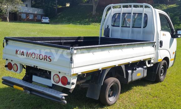 Buy Used Kia Mentor White Car in Balaka in Balaka Buy Used Kia Mentor White Car in Balaka in Balaka