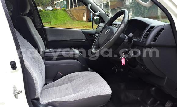 Buy Used Toyota Sprinter Marino White Car in Balaka in Balaka Buy Used Toyota Sprinter Marino White Car in Balaka in Balaka