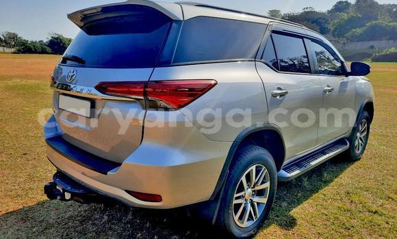 Buy Used Toyota Fortuner Silver Car in Balaka in Balaka Buy Used Toyota Fortuner Silver Car in Balaka in Balaka