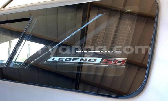 Nunua Ilio tumika Toyota Hilux Silver Gari ndani ya Blantyre nchini Malawi Nunua Ilio tumika Toyota Hilux Silver Gari ndani ya Blantyre nchini Malawi