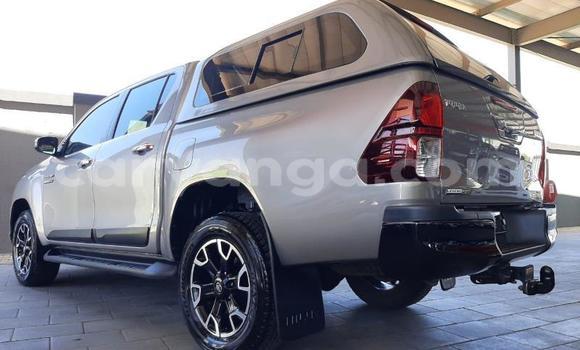 Nunua Ilio tumika Toyota Hilux Silver Gari ndani ya Blantyre nchini Malawi Nunua Ilio tumika Toyota Hilux Silver Gari ndani ya Blantyre nchini Malawi