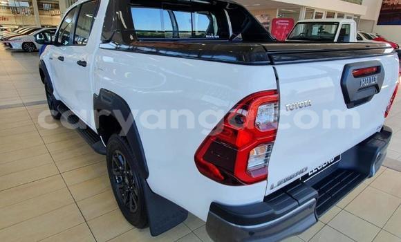 Nunua Ilio tumika Toyota Hilux White Gari ndani ya Blantyre nchini Malawi Nunua Ilio tumika Toyota Hilux White Gari ndani ya Blantyre nchini Malawi