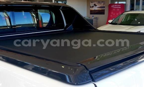 Nunua Ilio tumika Toyota Hilux White Gari ndani ya Blantyre nchini Malawi Nunua Ilio tumika Toyota Hilux White Gari ndani ya Blantyre nchini Malawi