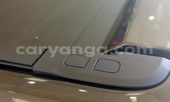 Nunua Ilio tumika Toyota Hilux White Gari ndani ya Blantyre nchini Malawi Nunua Ilio tumika Toyota Hilux White Gari ndani ya Blantyre nchini Malawi