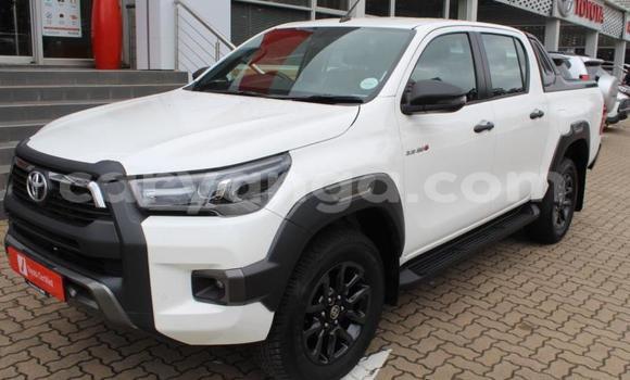 Nunua Ilio tumika Toyota Hilux White Gari ndani ya Blantyre nchini Malawi Nunua Ilio tumika Toyota Hilux White Gari ndani ya Blantyre nchini Malawi