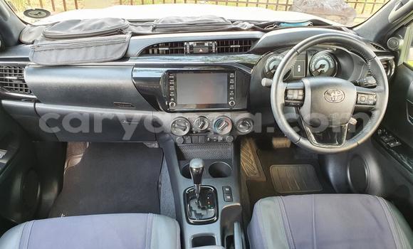 Buy Used Toyota Hilux White Car in Mulanje in Mulanje Buy Used Toyota Hilux White Car in Mulanje in Mulanje