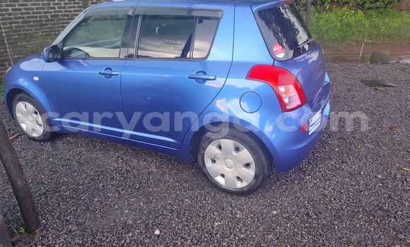 Buy Import Suzuki Swift Blue Car in Lilongwe in Malawi
