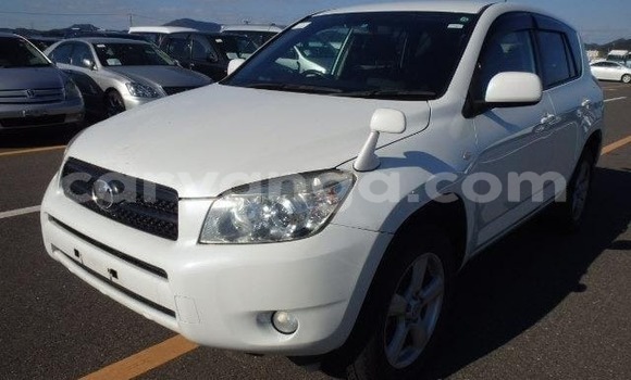 Buy Import Toyota RAV4 White Car in Blantyre in Malawi