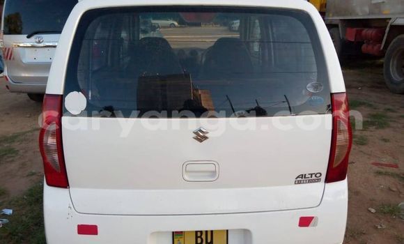 Nunua Ilio tumika Suzuki Alto White Gari ndani ya Blantyre nchini Malawi Nunua Ilio tumika Suzuki Alto White Gari ndani ya Blantyre nchini Malawi