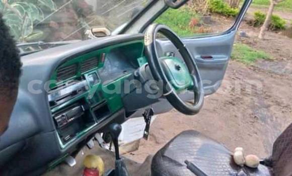 Nunua Ilio tumika Toyota Hiace Blue Gari ndani ya Blantyre nchini Malawi Nunua Ilio tumika Toyota Hiace Blue Gari ndani ya Blantyre nchini Malawi