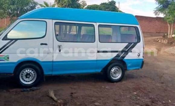 Nunua Ilio tumika Toyota Hiace Blue Gari ndani ya Blantyre nchini Malawi Nunua Ilio tumika Toyota Hiace Blue Gari ndani ya Blantyre nchini Malawi