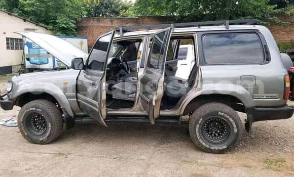 Nunua Ilio tumika Toyota Land Cruiser Other Gari ndani ya Blantyre nchini Malawi Nunua Ilio tumika Toyota Land Cruiser Other Gari ndani ya Blantyre nchini Malawi