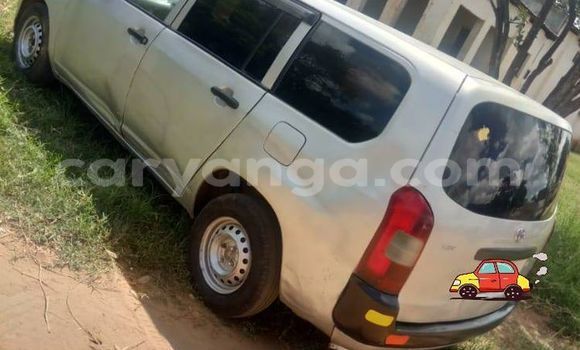 Nunua Ilio tumika Toyota Probox Silver Gari ndani ya Blantyre nchini Malawi Nunua Ilio tumika Toyota Probox Silver Gari ndani ya Blantyre nchini Malawi