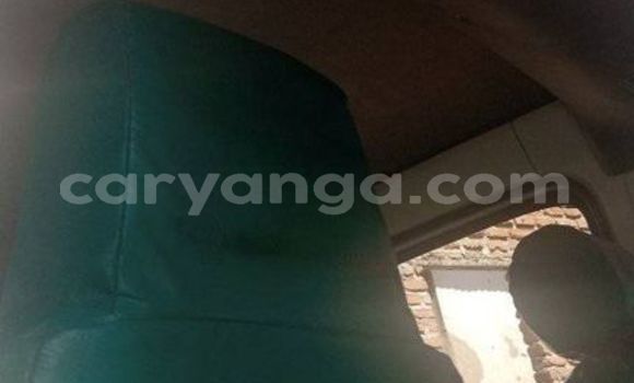 Nunua Ilio tumika Toyota Hiace White Gari ndani ya Blantyre nchini Malawi Nunua Ilio tumika Toyota Hiace White Gari ndani ya Blantyre nchini Malawi