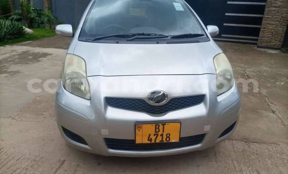 Nunua Ilio tumika Toyota Vitz Silver Gari ndani ya Blantyre nchini Malawi Nunua Ilio tumika Toyota Vitz Silver Gari ndani ya Blantyre nchini Malawi