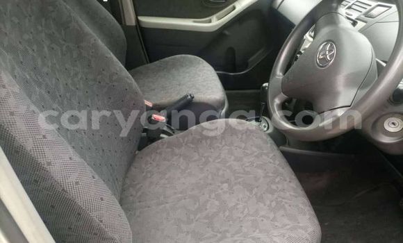 Nunua Ilio tumika Toyota Vitz Silver Gari ndani ya Blantyre nchini Malawi Nunua Ilio tumika Toyota Vitz Silver Gari ndani ya Blantyre nchini Malawi