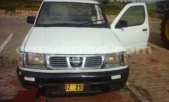 Nunua Ilio tumika Nissan Hardbody White Gari ndani ya Blantyre nchini Malawi Nunua Ilio tumika Nissan Hardbody White Gari ndani ya Blantyre nchini Malawi
