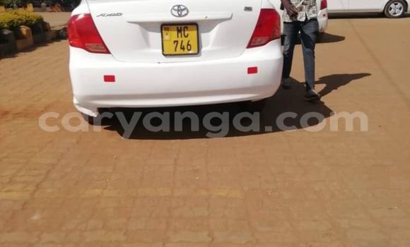 Acheter Occasion Voiture Toyota Axio Blanc à Lilongwe, Malawi Acheter Occasion Voiture Toyota Axio Blanc à Lilongwe, Malawi