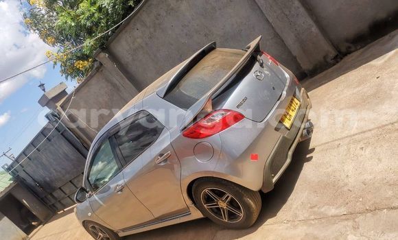 Acheter Occasion Voiture Mazda Demio Gris à Lilongwe, Malawi Acheter Occasion Voiture Mazda Demio Gris à Lilongwe, Malawi