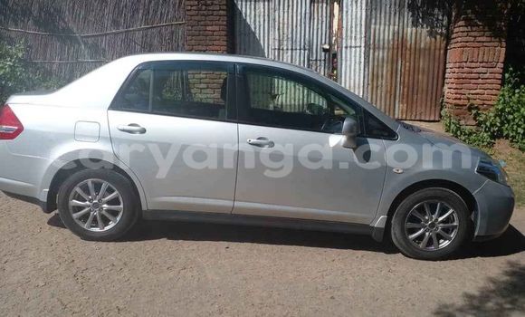Nunua Ilio tumika Nissan Tiida Silver Gari ndani ya Blantyre nchini Malawi Nunua Ilio tumika Nissan Tiida Silver Gari ndani ya Blantyre nchini Malawi