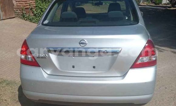 Nunua Ilio tumika Nissan Tiida Silver Gari ndani ya Blantyre nchini Malawi Nunua Ilio tumika Nissan Tiida Silver Gari ndani ya Blantyre nchini Malawi