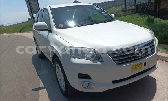 Nunua Ilio tumika Toyota Vanguard White Gari ndani ya Blantyre nchini Malawi Nunua Ilio tumika Toyota Vanguard White Gari ndani ya Blantyre nchini Malawi