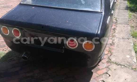 Acheter Occasion Voiture Toyota Corolla Noir à Blantyre, Malawi Acheter Occasion Voiture Toyota Corolla Noir à Blantyre, Malawi