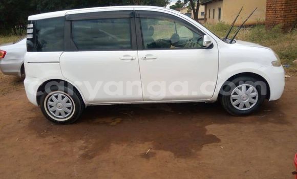 Acheter Occasion Voiture Toyota Sienta Blanc à Blantyre, Malawi Acheter Occasion Voiture Toyota Sienta Blanc à Blantyre, Malawi