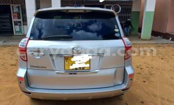 Acheter Occasion Voiture Toyota Vanguard Gris à Blantyre, Malawi Acheter Occasion Voiture Toyota Vanguard Gris à Blantyre, Malawi