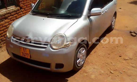 Acheter Occasion Voiture Toyota Sienta Gris à Blantyre, Malawi Acheter Occasion Voiture Toyota Sienta Gris à Blantyre, Malawi