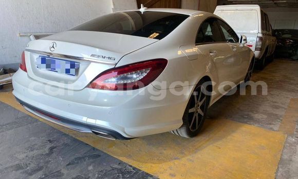 Acheter Occasion Voiture Mercedes‒Benz CLS–Class Blanc à Blantyre, Malawi Acheter Occasion Voiture Mercedes‒Benz CLS–Class Blanc à Blantyre, Malawi