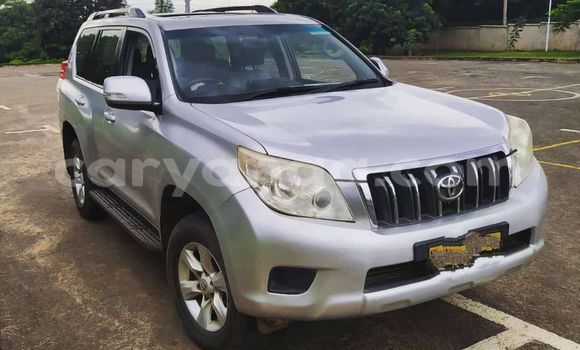 Acheter Occasion Voiture Toyota Land Cruiser Prado Gris à Lilongwe, Malawi Acheter Occasion Voiture Toyota Land Cruiser Prado Gris à Lilongwe, Malawi