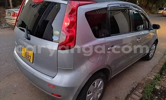 Nunua Ilio tumika Nissan Note Silver Gari ndani ya Blantyre nchini Malawi Nunua Ilio tumika Nissan Note Silver Gari ndani ya Blantyre nchini Malawi