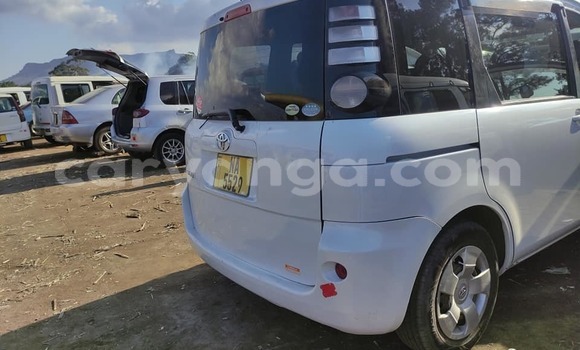 Nunua Ilio tumika Toyota Sienta Silver Gari ndani ya Blantyre nchini Malawi Nunua Ilio tumika Toyota Sienta Silver Gari ndani ya Blantyre nchini Malawi