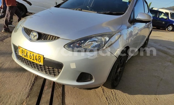 Nunua Ilio tumika Mazda Demio Silver Gari ndani ya Blantyre nchini Malawi Nunua Ilio tumika Mazda Demio Silver Gari ndani ya Blantyre nchini Malawi