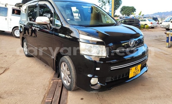 Nunua Ilio tumika Toyota Voxy Black Gari ndani ya Blantyre nchini Malawi Nunua Ilio tumika Toyota Voxy Black Gari ndani ya Blantyre nchini Malawi