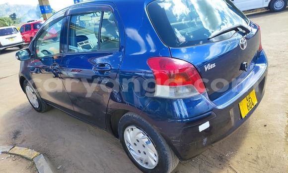 Nunua Ilio tumika Toyota Vitz Blue Gari ndani ya Blantyre nchini Malawi Nunua Ilio tumika Toyota Vitz Blue Gari ndani ya Blantyre nchini Malawi