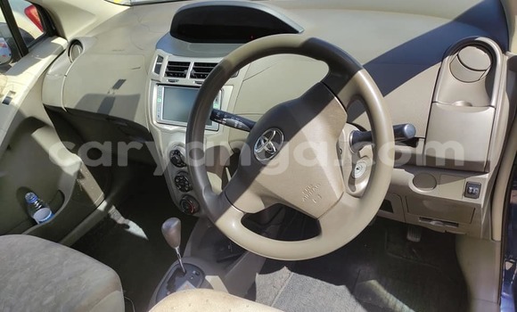 Nunua Ilio tumika Toyota Vitz Blue Gari ndani ya Blantyre nchini Malawi Nunua Ilio tumika Toyota Vitz Blue Gari ndani ya Blantyre nchini Malawi