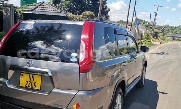 Nunua Ilio tumika Nissan X–Trail Brown Gari ndani ya Blantyre nchini Malawi Nunua Ilio tumika Nissan X–Trail Brown Gari ndani ya Blantyre nchini Malawi