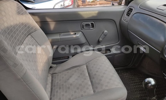 Nunua Ilio tumika Nissan Hardbody White Gari ndani ya Blantyre nchini Malawi Nunua Ilio tumika Nissan Hardbody White Gari ndani ya Blantyre nchini Malawi