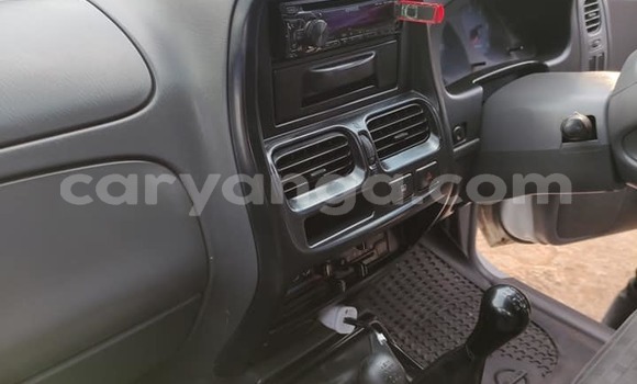 Nunua Ilio tumika Nissan Hardbody White Gari ndani ya Blantyre nchini Malawi Nunua Ilio tumika Nissan Hardbody White Gari ndani ya Blantyre nchini Malawi