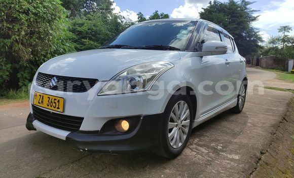 Nunua Ilio tumika Suzuki Swift White Gari ndani ya Blantyre nchini Malawi Nunua Ilio tumika Suzuki Swift White Gari ndani ya Blantyre nchini Malawi