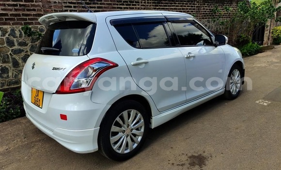 Nunua Ilio tumika Suzuki Swift White Gari ndani ya Blantyre nchini Malawi Nunua Ilio tumika Suzuki Swift White Gari ndani ya Blantyre nchini Malawi