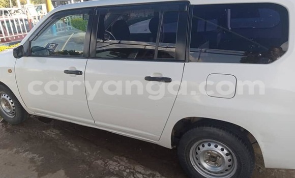 Nunua Ilio tumika Toyota Succeed White Gari ndani ya Blantyre nchini Malawi Nunua Ilio tumika Toyota Succeed White Gari ndani ya Blantyre nchini Malawi